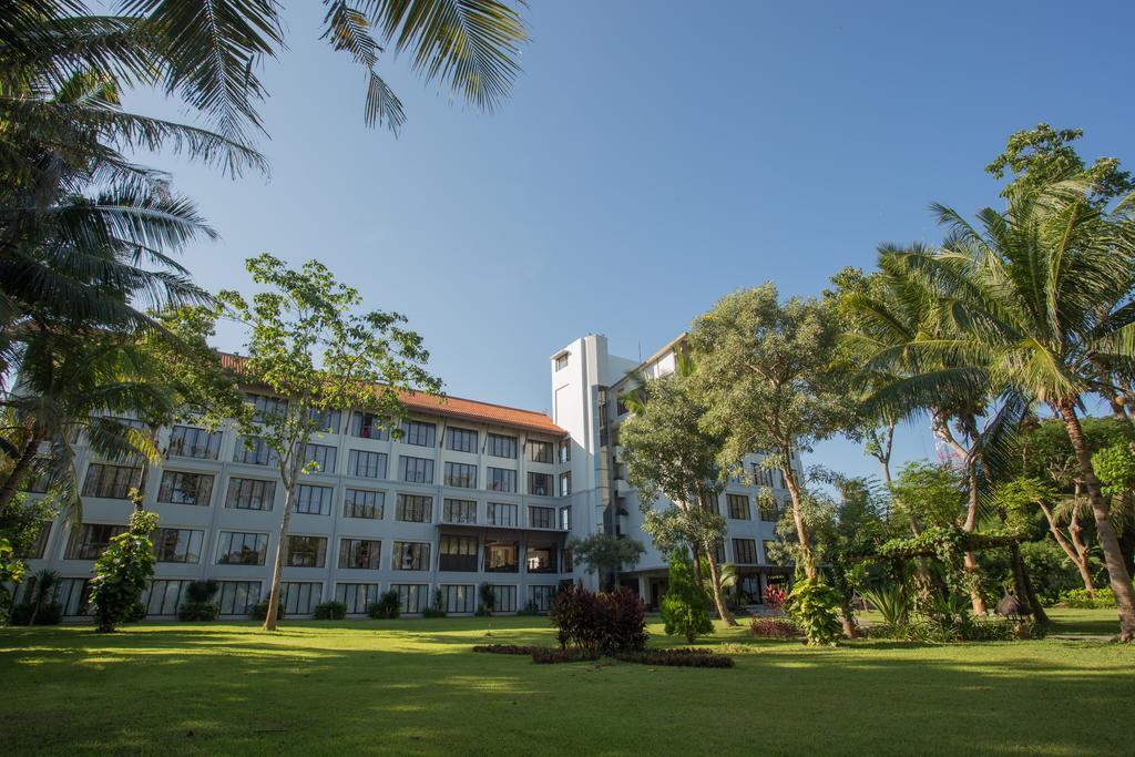 Bintang Flores Hotel Labuan Bajo Bagian luar foto