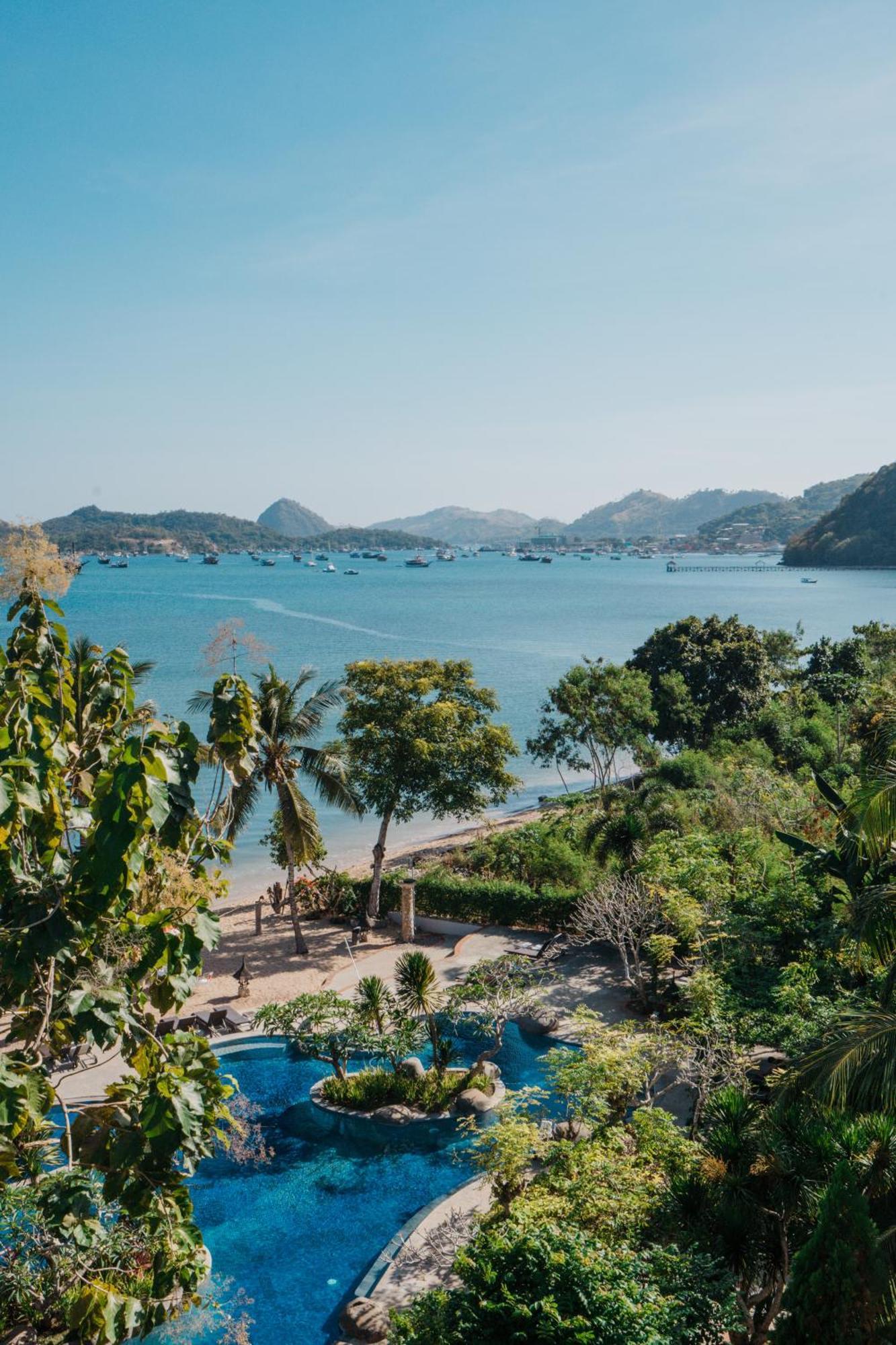 Bintang Flores Hotel Labuan Bajo Bagian luar foto